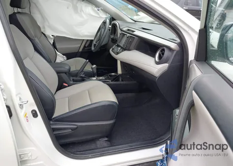 2016 Toyota Rav4 Limited z USA, uszkodzony, nr VIN 2T3YFREV6GW293418